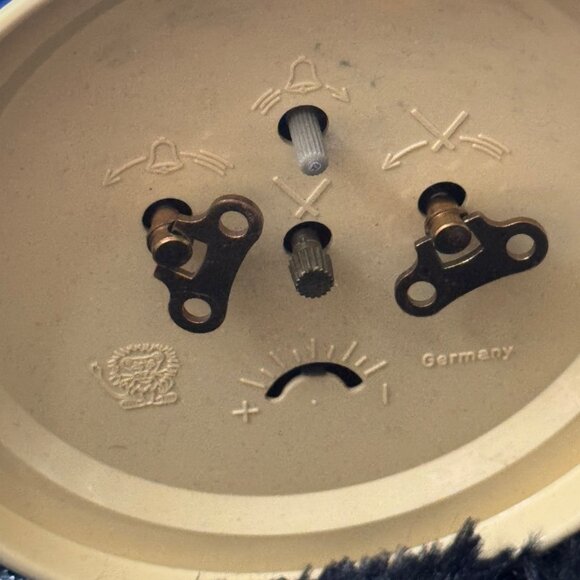 Vintage Holly Hobbie Blue Alarm Clock With Yellow Bells 1972 American Greetings - Picture 6 of 9